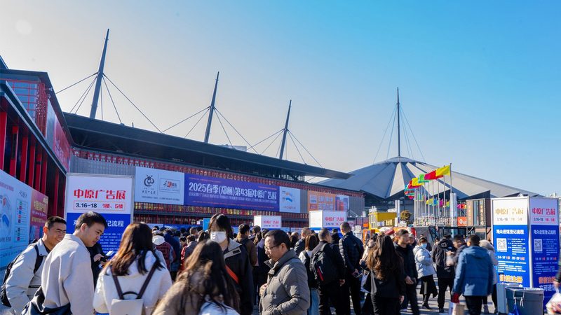 商场内铺门头招牌与独立门头：有何区别？**